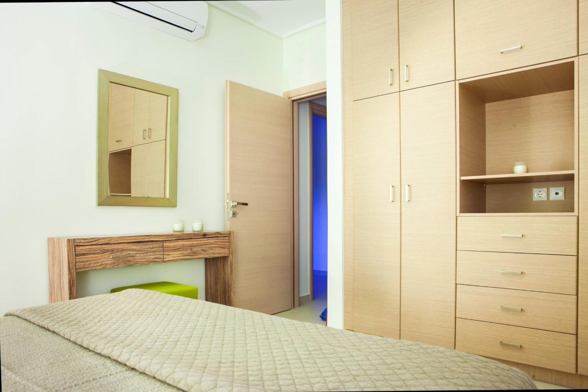 Meliti Waterfront Suites Karavomylos Zewnętrze zdjęcie