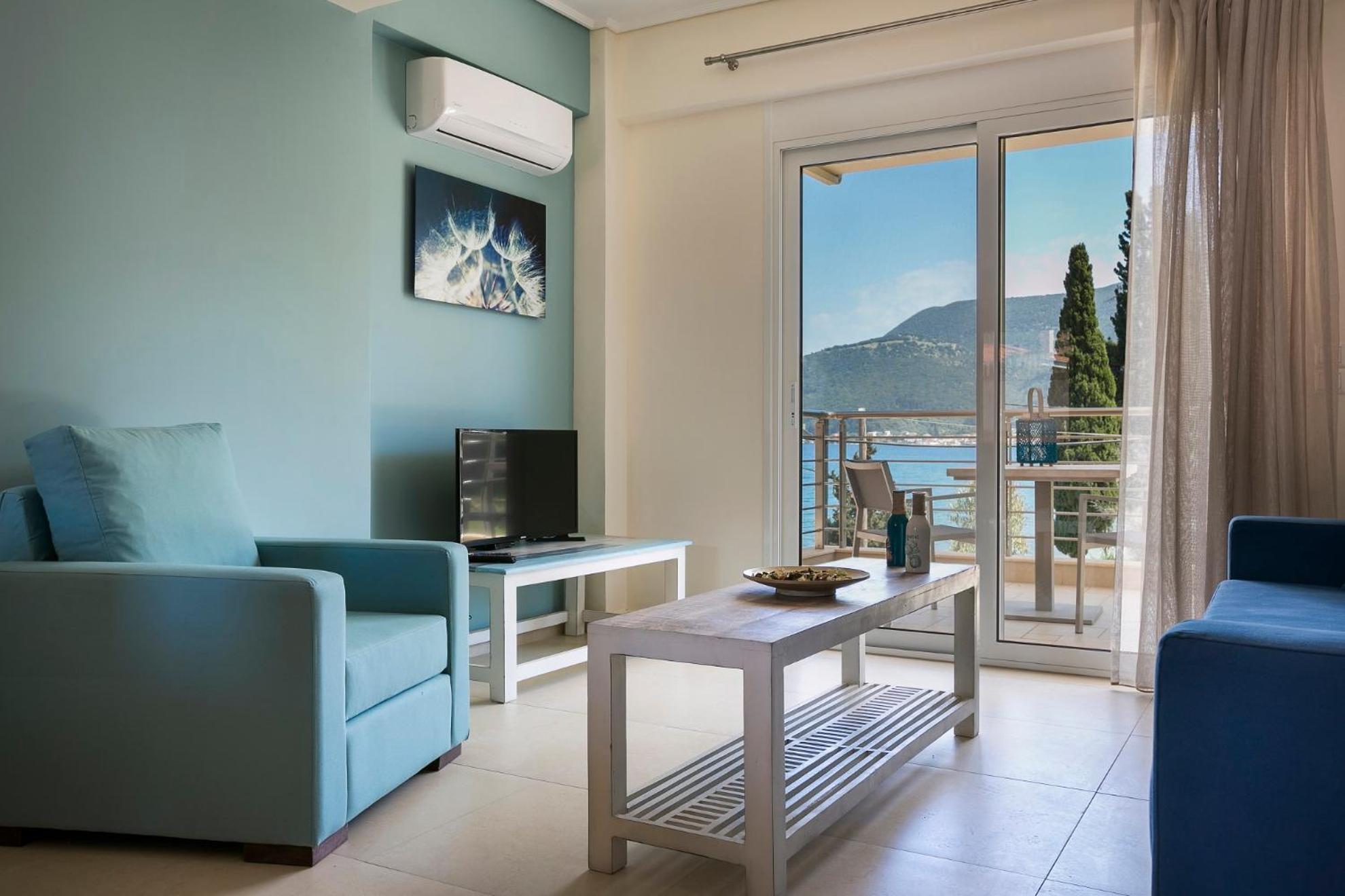 Meliti Waterfront Suites Karavomylos Zewnętrze zdjęcie