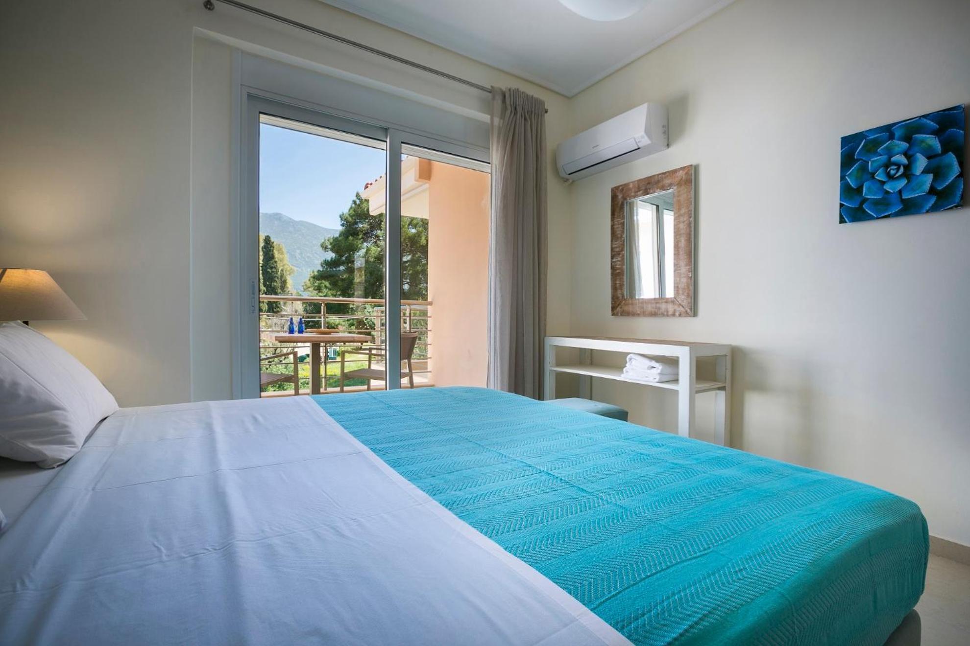 Meliti Waterfront Suites Karavomylos Zewnętrze zdjęcie