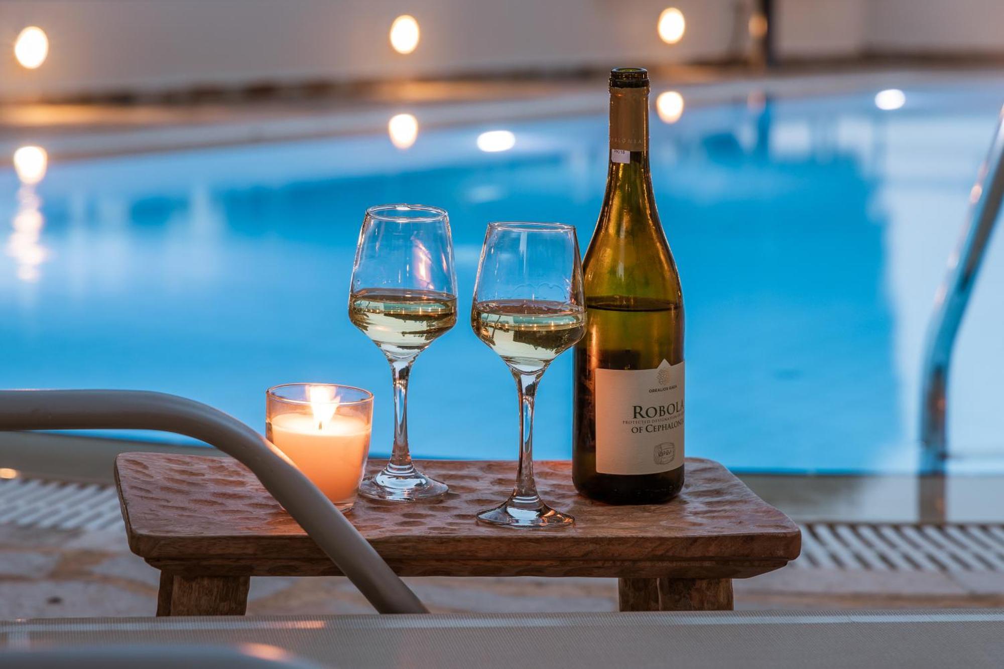 Meliti Waterfront Suites Karavomylos Zewnętrze zdjęcie