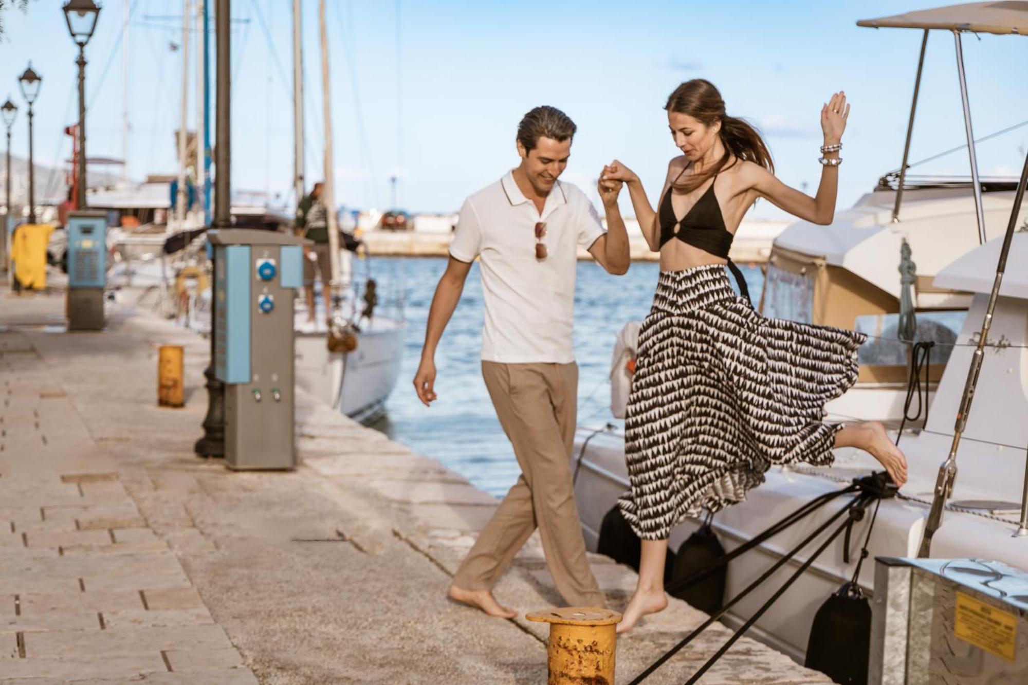 Meliti Waterfront Suites Karavomylos Zewnętrze zdjęcie
